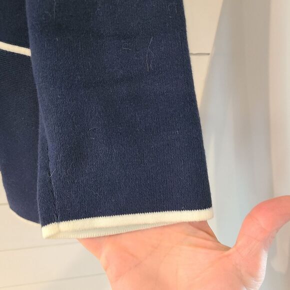 Jones Of New York Navy Sweater with White Trim - Picture 4 of 6